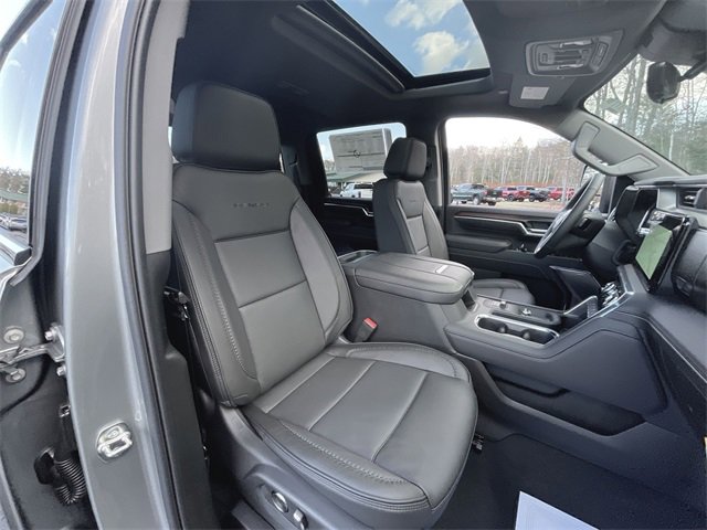 New 2026 GMC Sierra 3500 Denali w/ Technology Package image 29