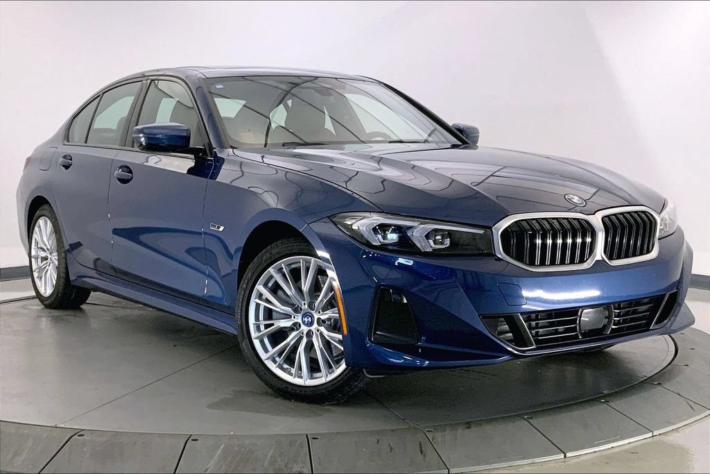 Certified 2023 BMW 330e xDrive AWD/4WD image 1
