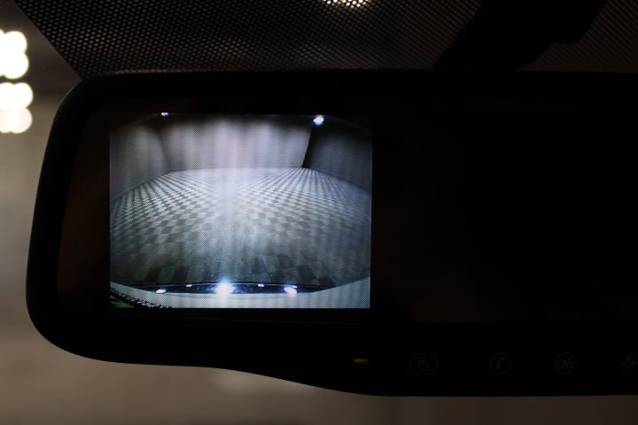 Used 2012 GMC Acadia SLT image 3