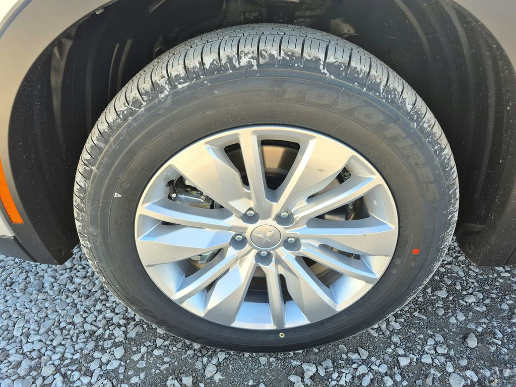 New 2026 Mitsubishi Outlander ES image 9