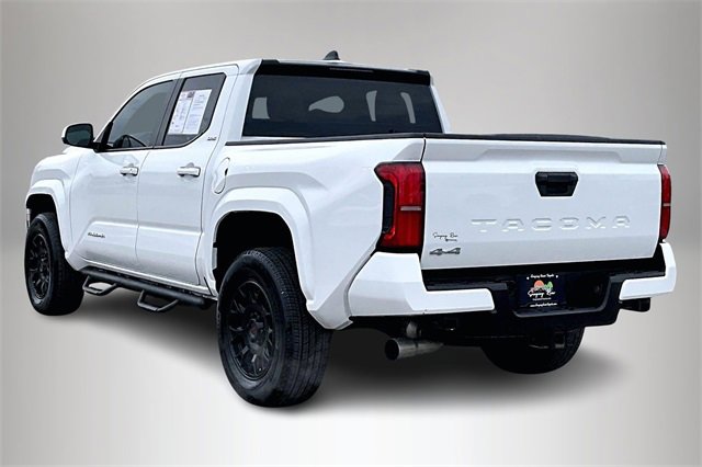 Used 2025 Toyota Tacoma SR5 image 4