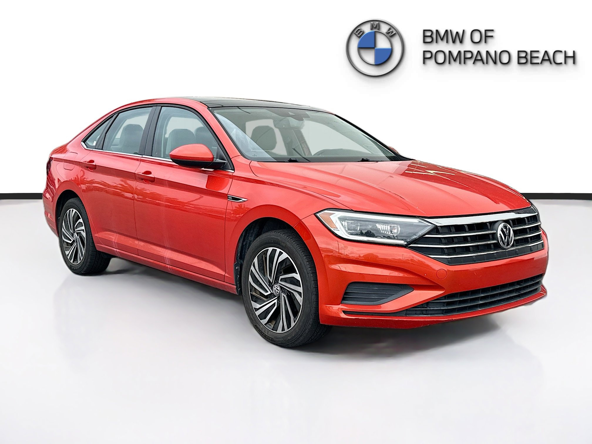 Used 2020 Volkswagen Jetta SEL image 1