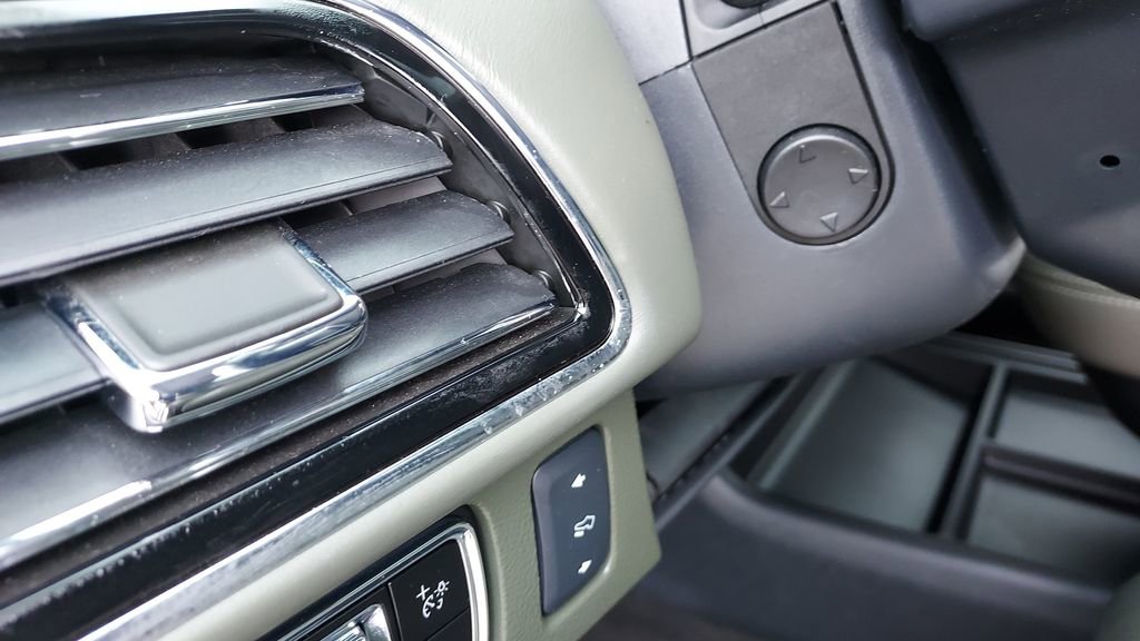 Used 2024 Lincoln Navigator Black Label image 14