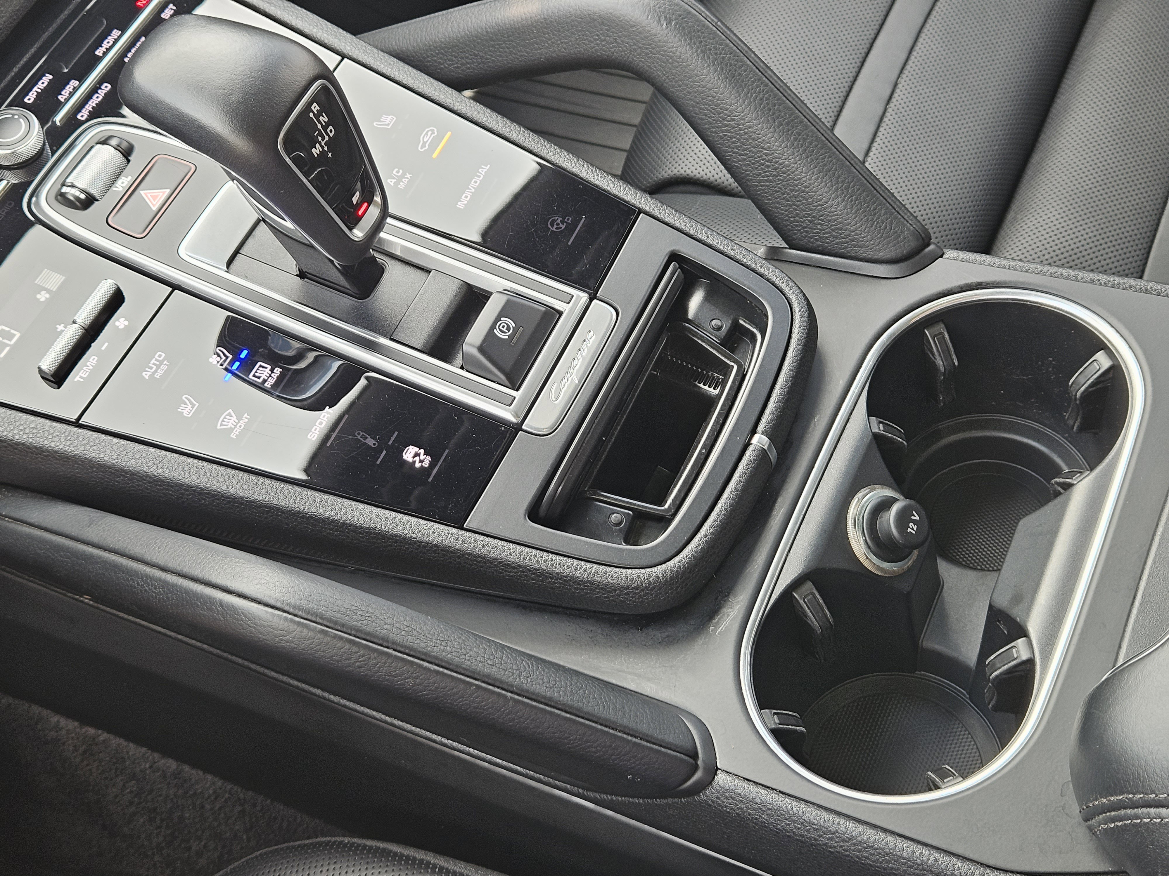 Certified 2020 Porsche Cayenne AWD/4WD image 20