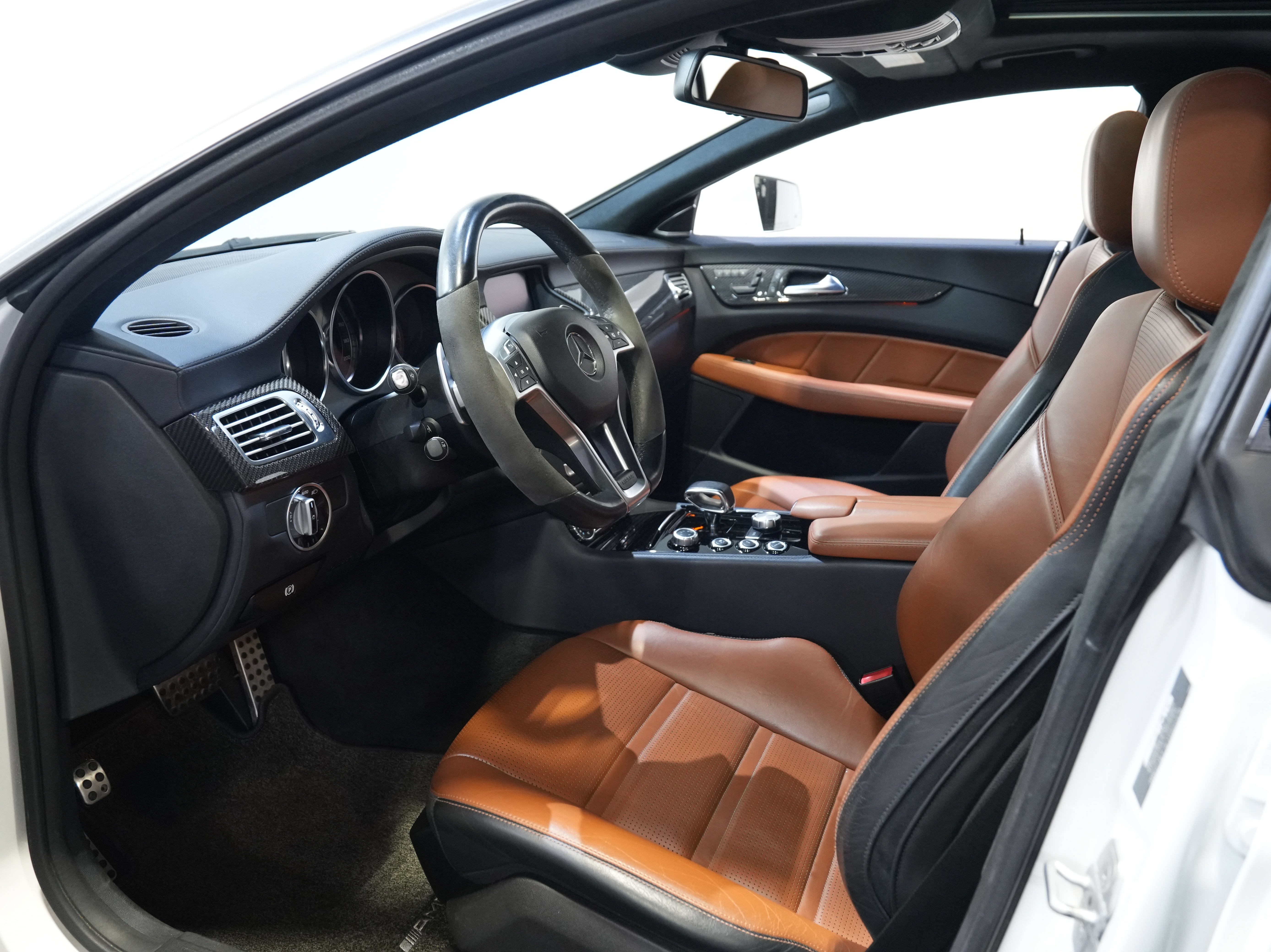 Used 2013 Mercedes-Benz CLS 63 AMG image 33