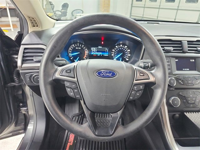 Used 2018 Ford Fusion SE image 22