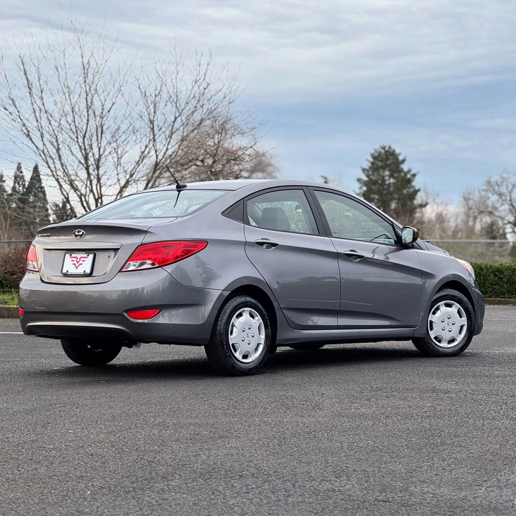Used 2015 Hyundai Accent GLS image 2