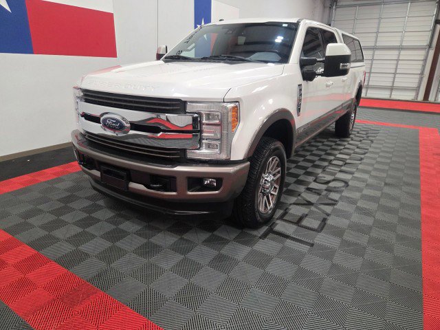 Used 2018 Ford F350 King Ranch w/ King Ranch Ultimate Package AWD/4WD image 3