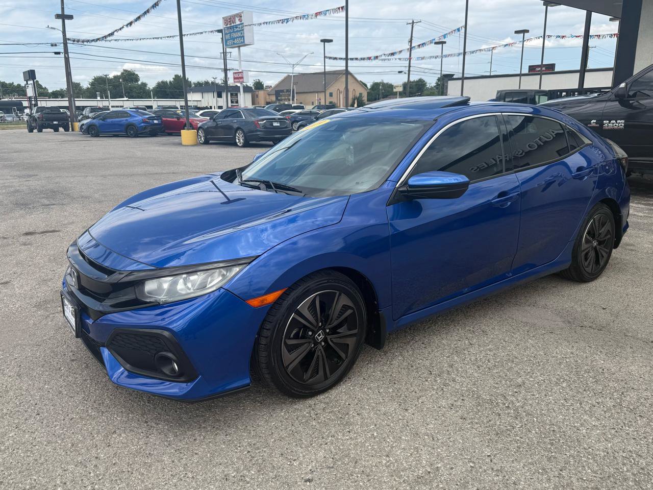 Used 2019 Honda Civic EX-L image 2