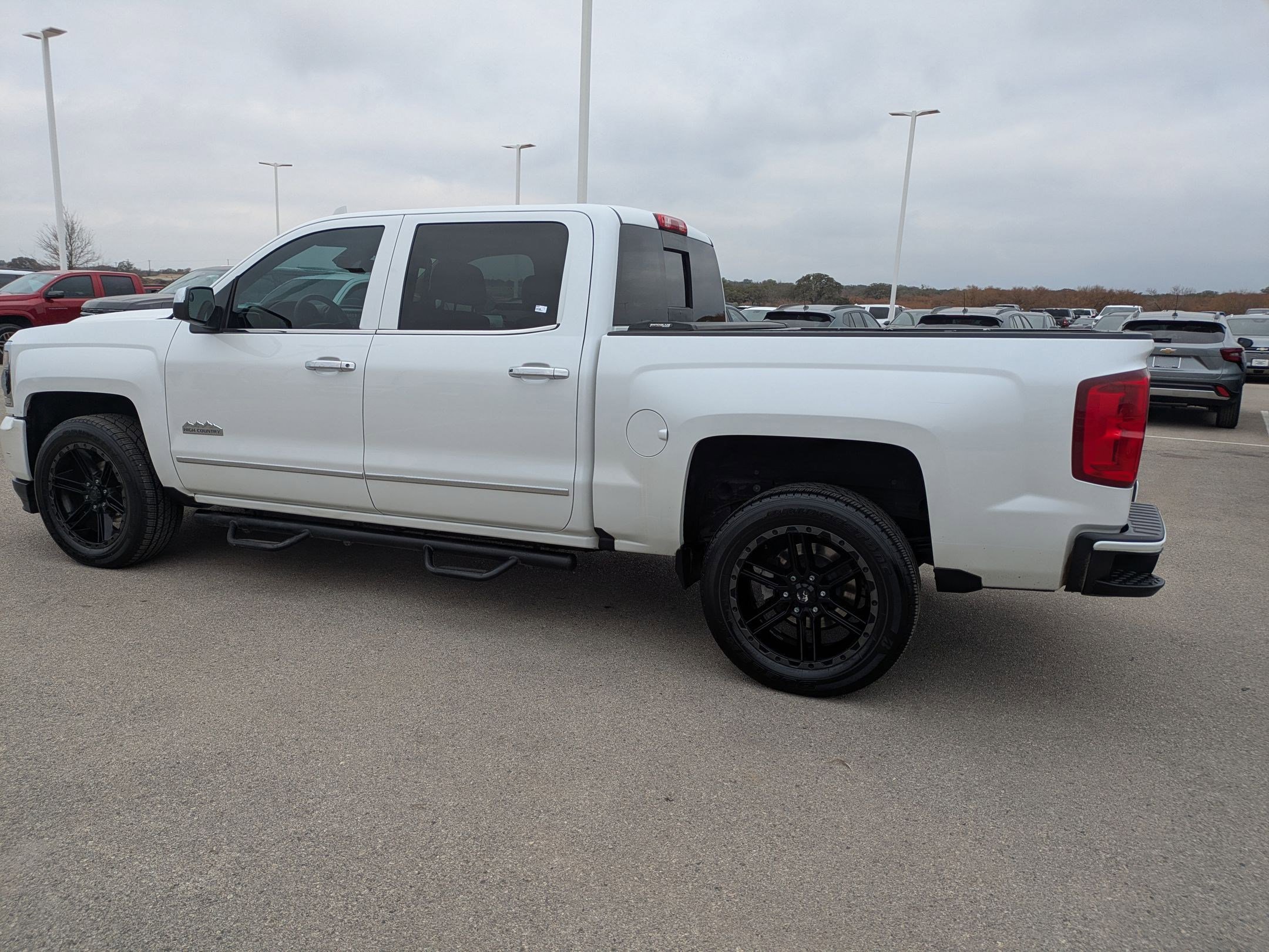 Used 2016 Chevrolet Silverado 1500 High Country w/ High Country Premium Package image 6