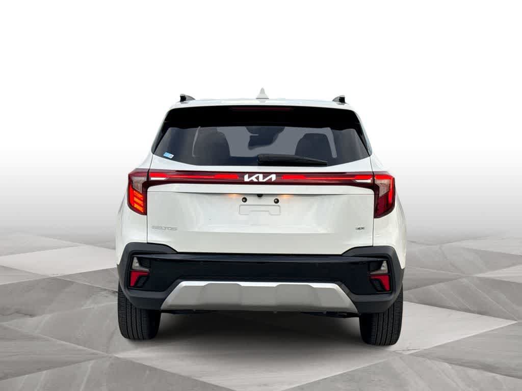 Used 2025 Kia Seltos EX AWD/4WD image 7