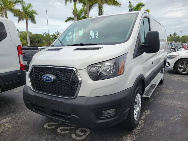 Used 2025 Ford Transit 250 Low Roof w/ Exterior Upgrade Package RWD image 34