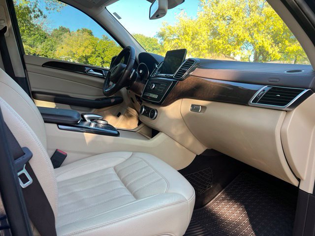 Used 2017 Mercedes-Benz GLS 450 4MATIC image 20
