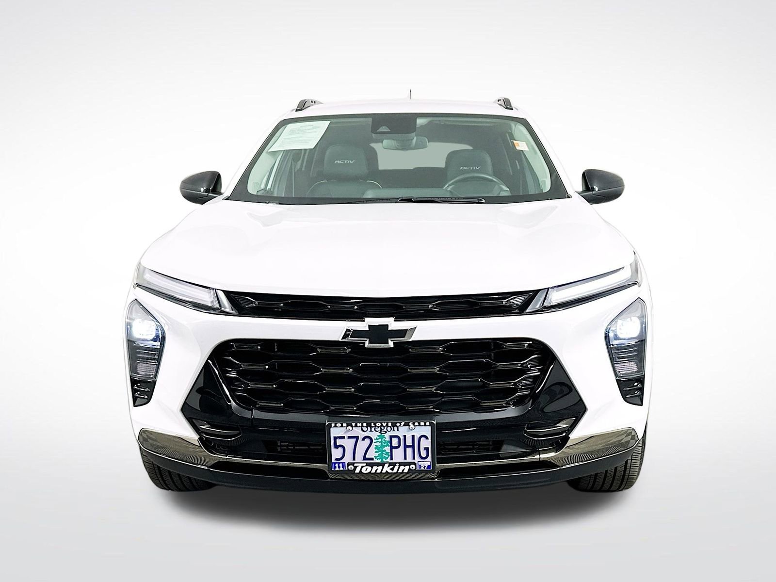 Used 2024 Chevrolet Trax ACTIV w/ Driver Confidence Package image 2