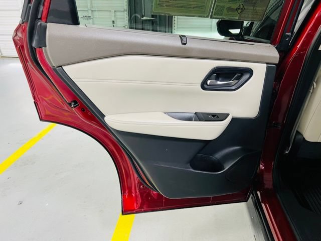 Used 2022 Nissan Rogue SL w/ SL Premium Package FWD image 28
