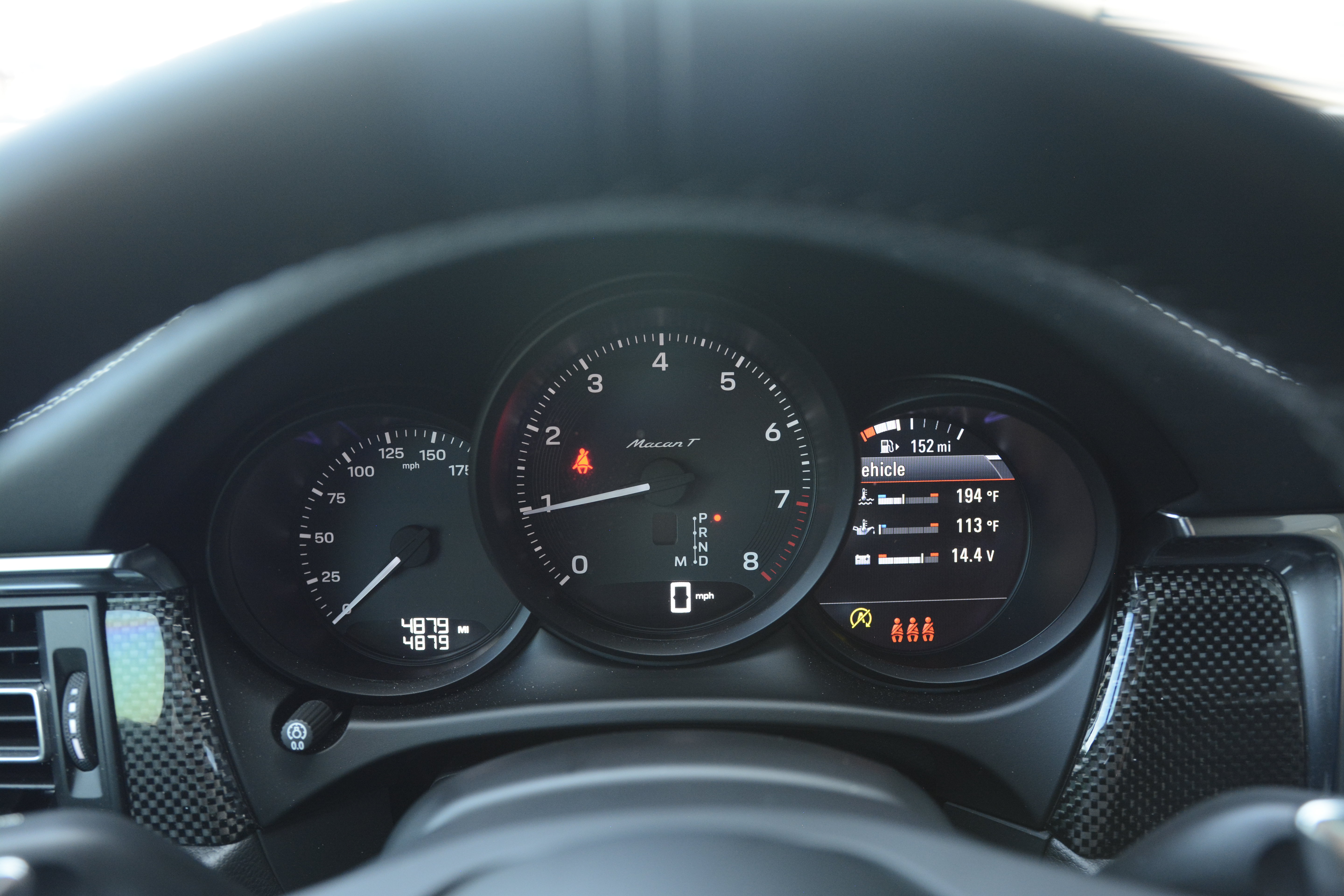 Certified 2026 Porsche Macan Turbo AWD/4WD image 9