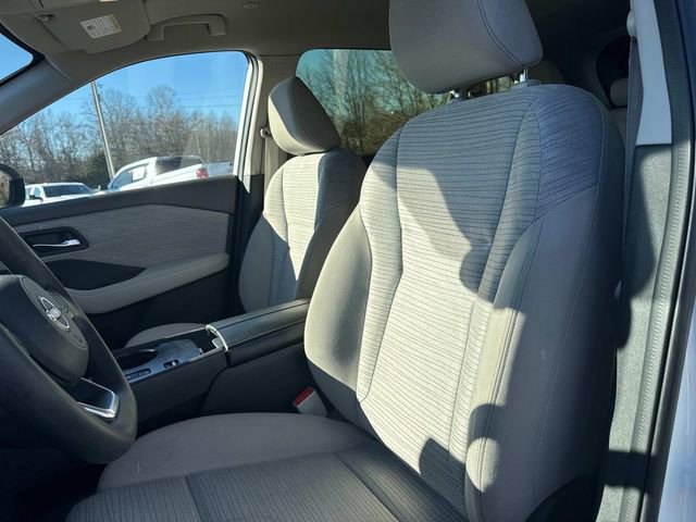 Used 2023 Nissan Rogue SV image 23