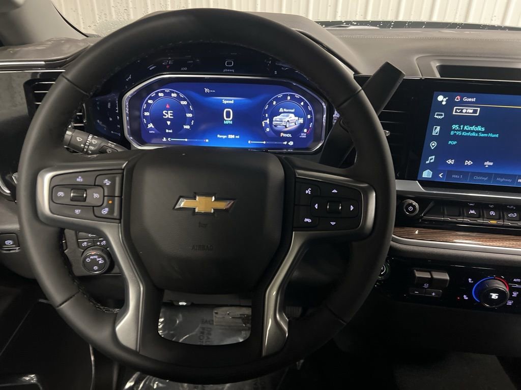 New 2026 Chevrolet Silverado 1500 LT AWD/4WD image 13