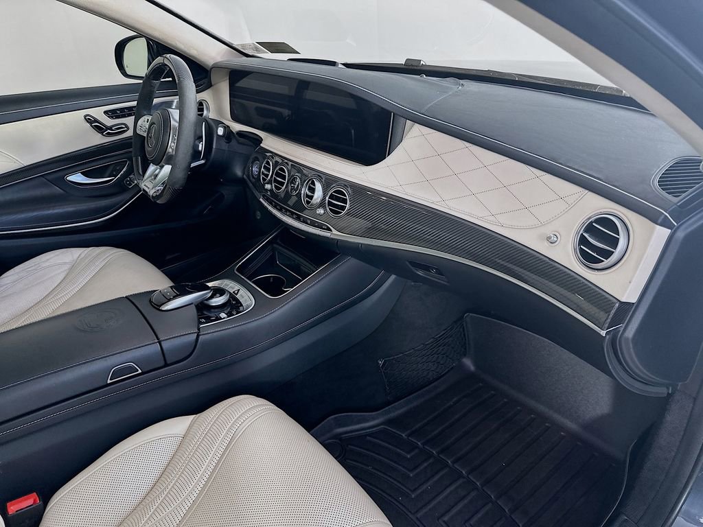 Used 2019 Mercedes-Benz S 63 AMG S 4MATIC Sedan w/ Warmth & Comfort Package image 32