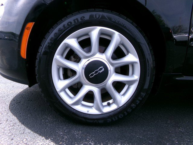 Used 2017 FIAT 500 Pop image 23