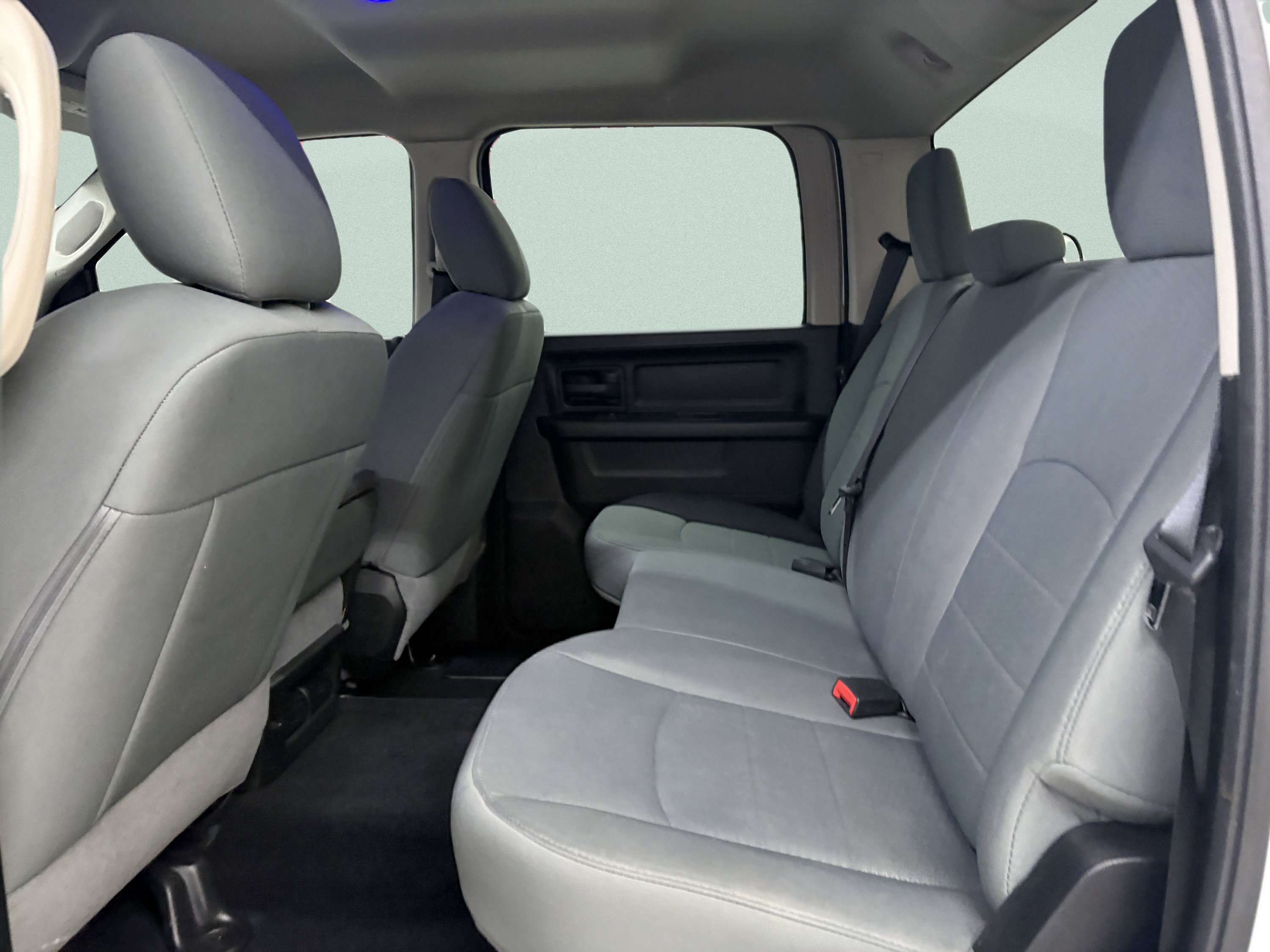 Used 2014 RAM 2500 Tradesman w/ Chrome Appearance Group image 12