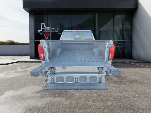 Used 2023 GMC Sierra 1500 AT4 w/ Technology Package AWD/4WD image 19