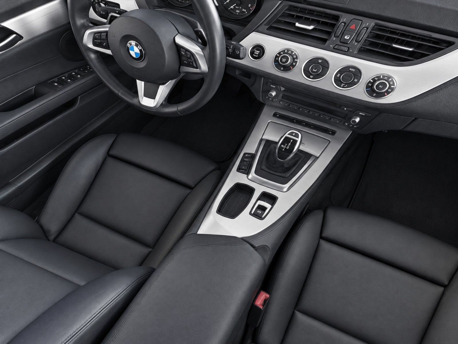 Used 2014 BMW Z4 sDrive28i RWD image 13