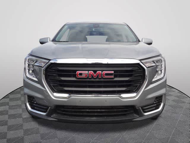 Used 2024 GMC Terrain SLE FWD image 5