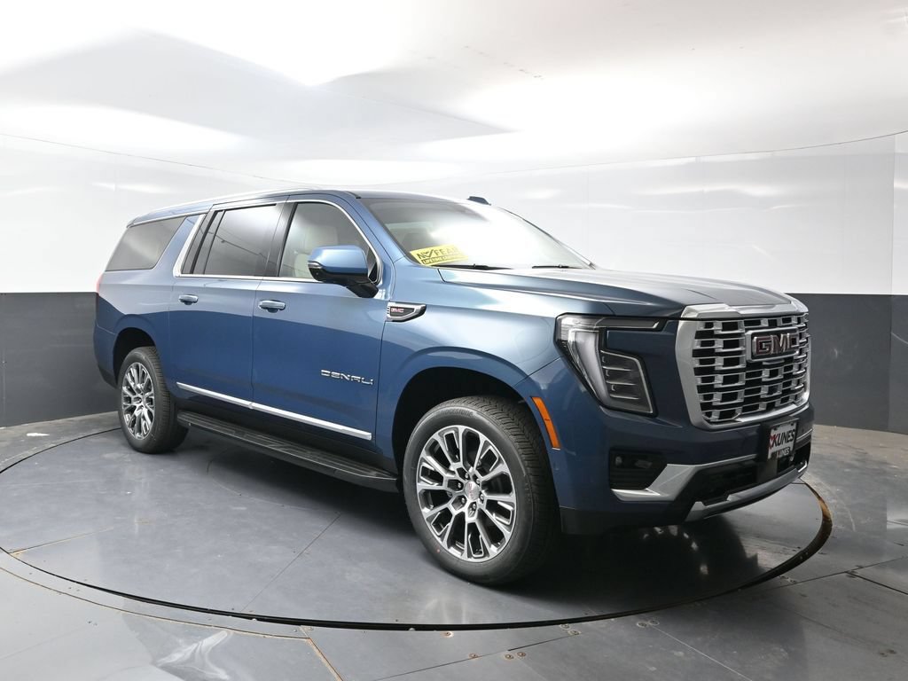 New 2026 GMC Yukon XL Denali w/ LPO, Floor Liner Package AWD/4WD image 5