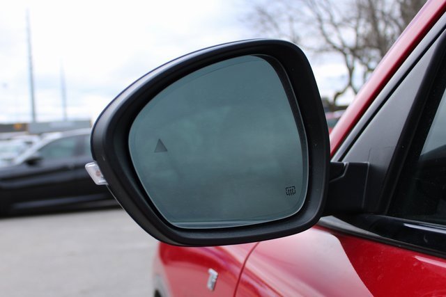 Used 2024 Alfa Romeo Stelvio Ti image 8