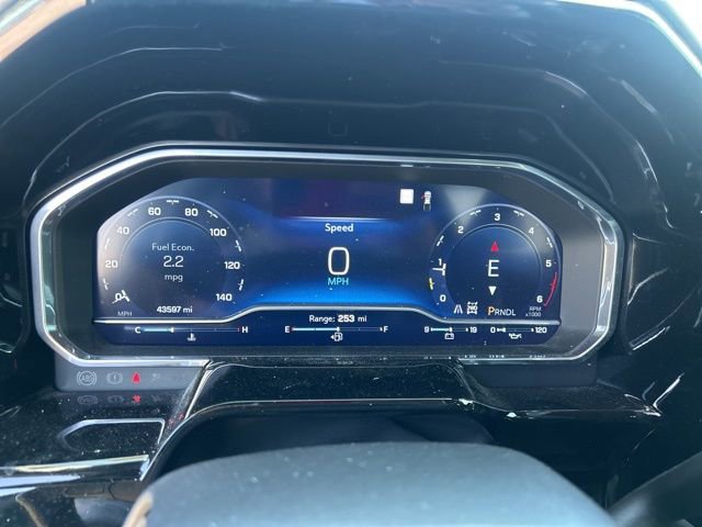 Used 2023 Chevrolet Silverado 1500 LT AWD/4WD image 20
