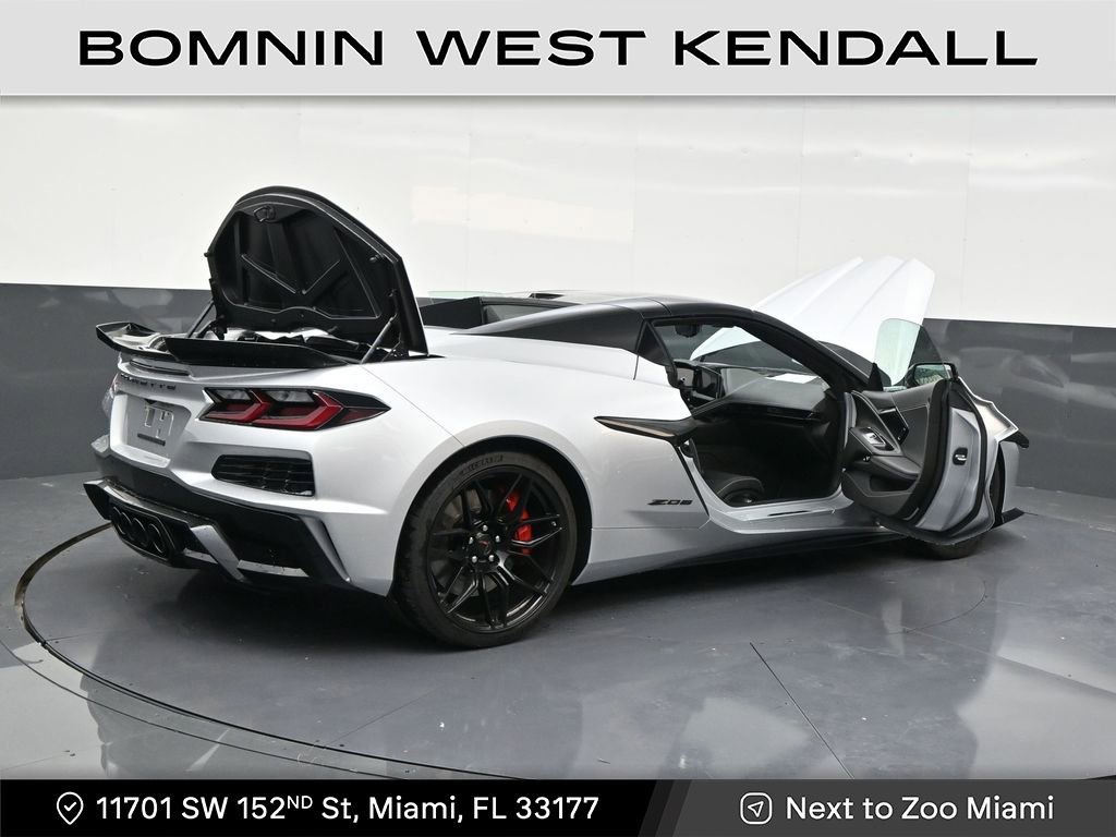 Used 2026 Chevrolet Corvette Z06 w/ Stealth Interior Trim Package image 28