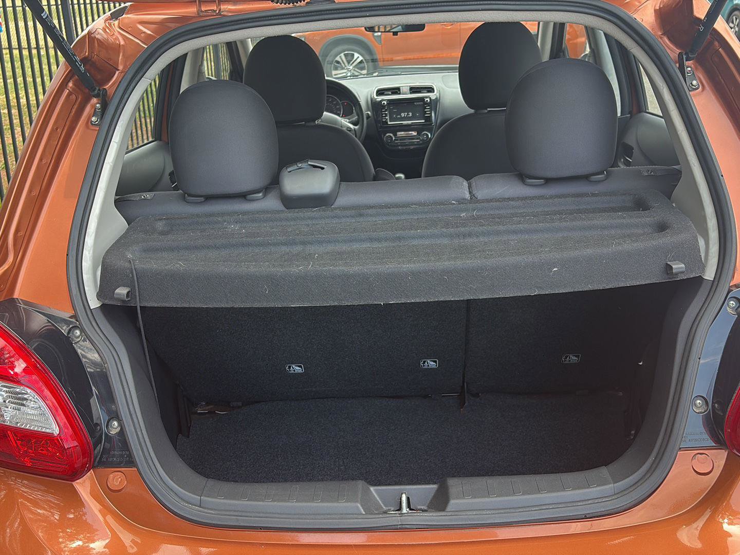 Used 2018 Mitsubishi Mirage SE FWD image 19