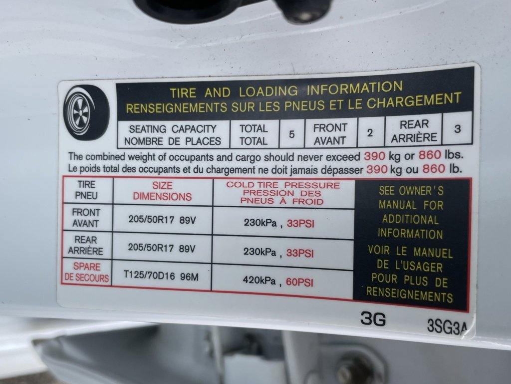 Used 2017 Nissan Sentra SR w/ SR Midnight Edition image 38