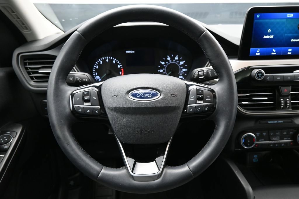 Used 2022 Ford Escape SE w/ SE Sport Appearance Package FWD image 15