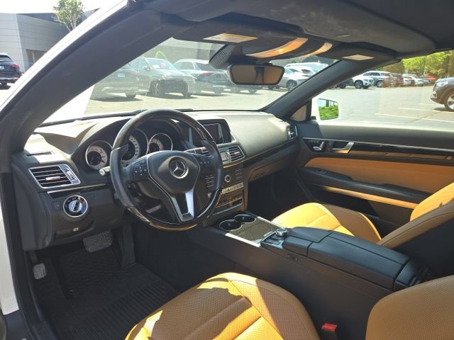 Used 2017 Mercedes-Benz E 400 Cabriolet image 4