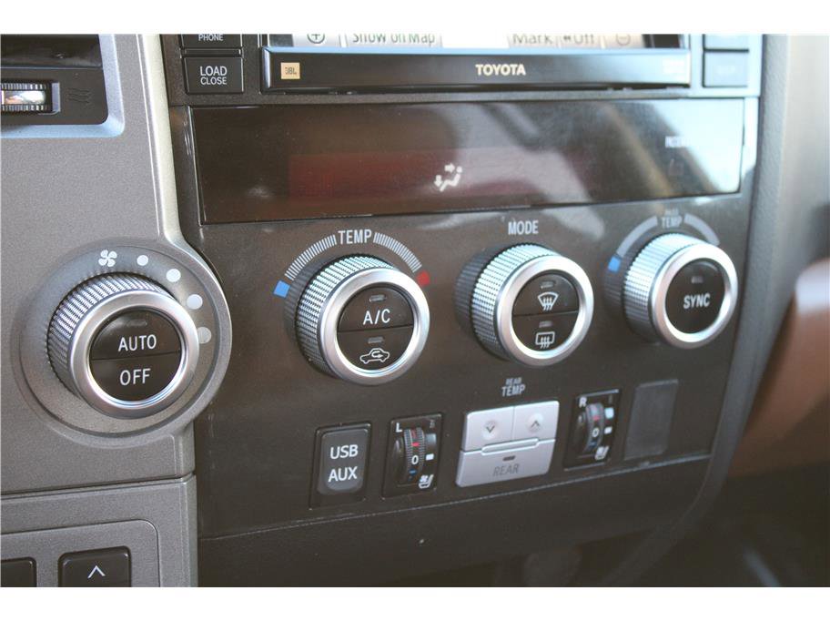 Used 2012 Toyota Sequoia Platinum image 29