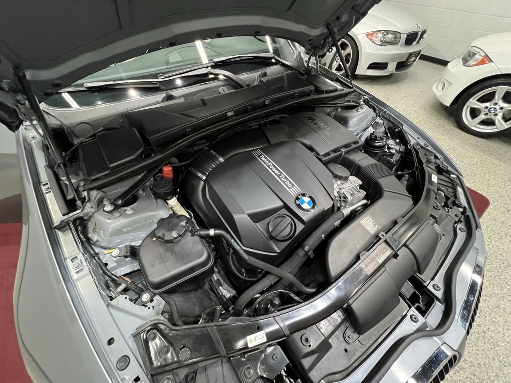 Used 2013 BMW 335i Convertible image 58