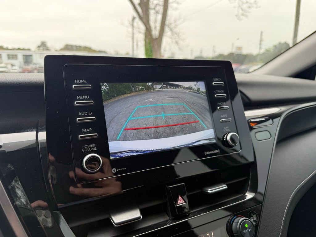 Used 2023 Toyota Camry SE FWD image 15