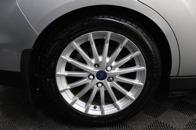 Used 2014 Ford C-MAX Energi SEL w/ Equipment Group 303A FWD image 6