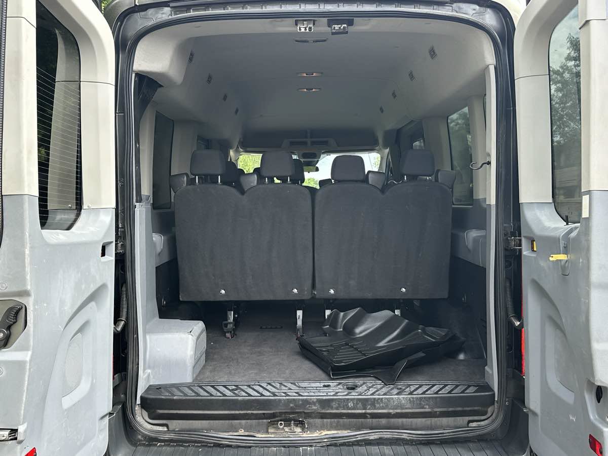 Used 2017 Ford Transit 350 XLT RWD image 36