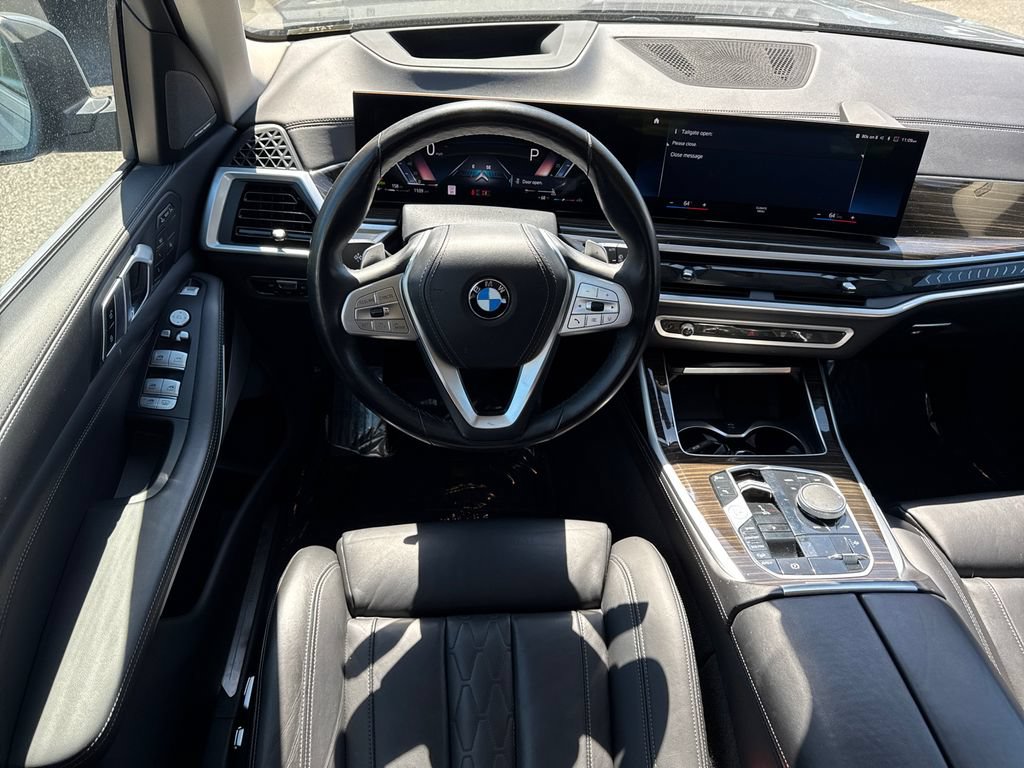Used 2023 BMW X7 xDrive40i AWD/4WD image 23