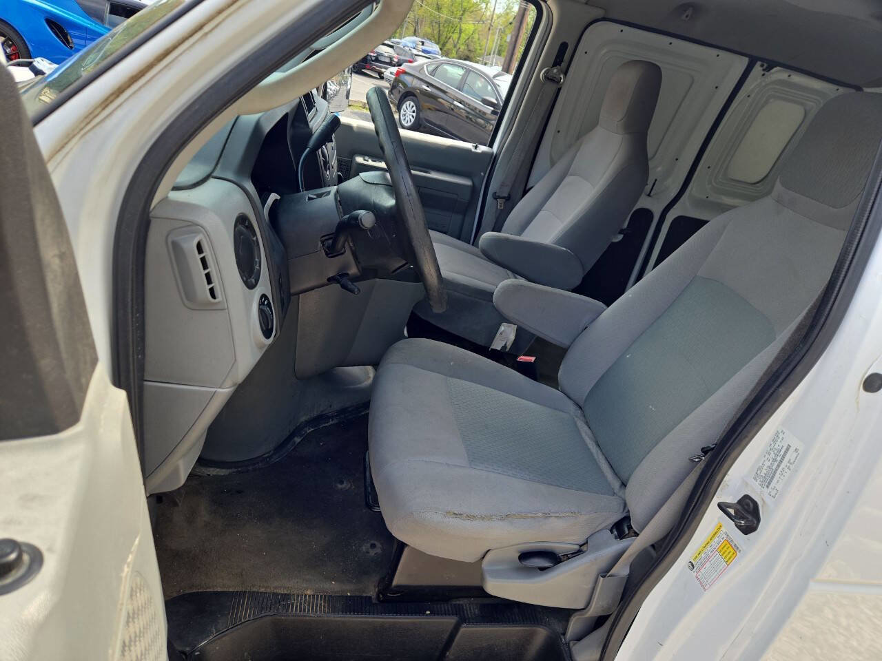 Used 2014 Ford E-350 and Econoline 350 Super Duty w/ Interior Upgrade Package RWD image 14