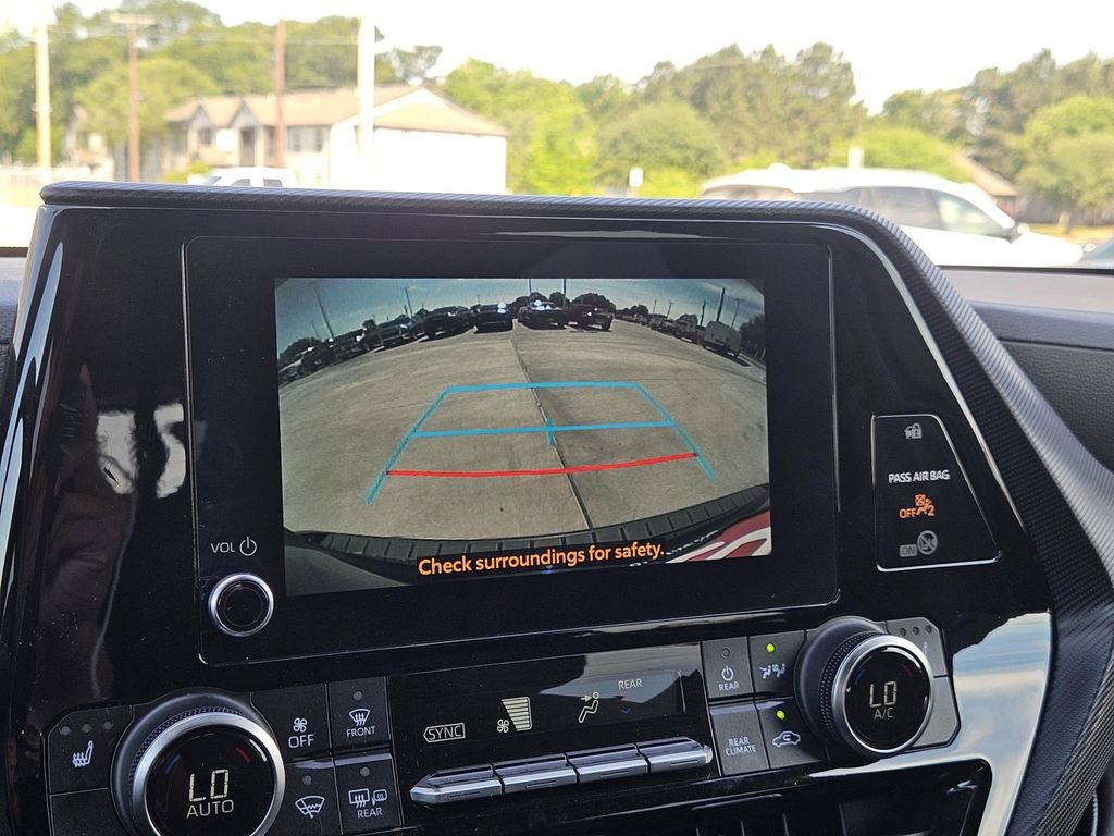 Used 2023 Toyota Highlander XSE FWD image 22