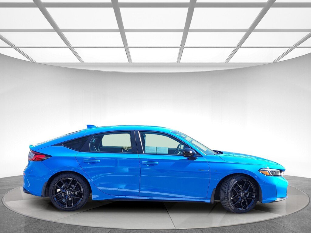 Certified 2025 Honda Civic Sport image 2