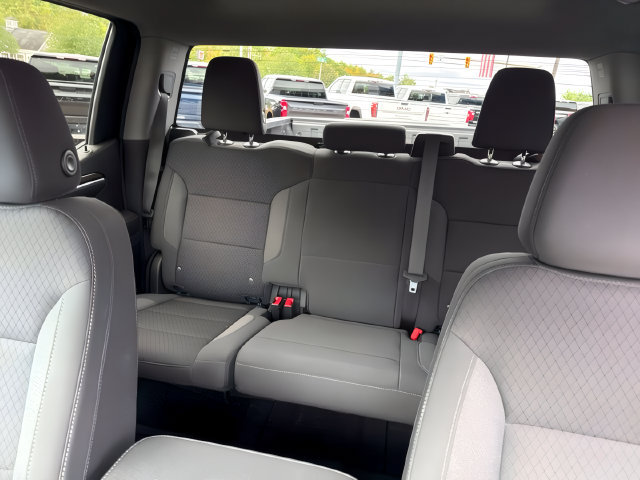 Used 2023 Chevrolet Silverado 1500 LT AWD/4WD image 19