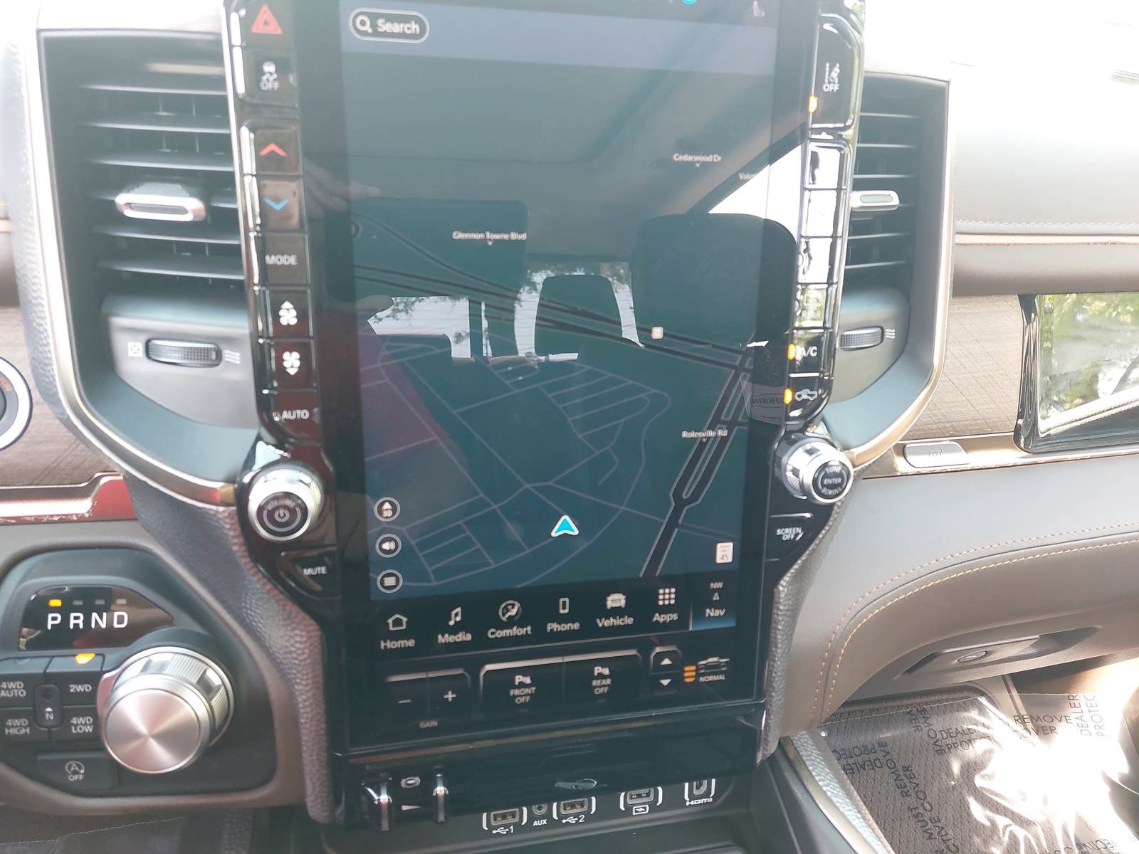 New 2025 RAM 1500 Limited AWD/4WD image 23