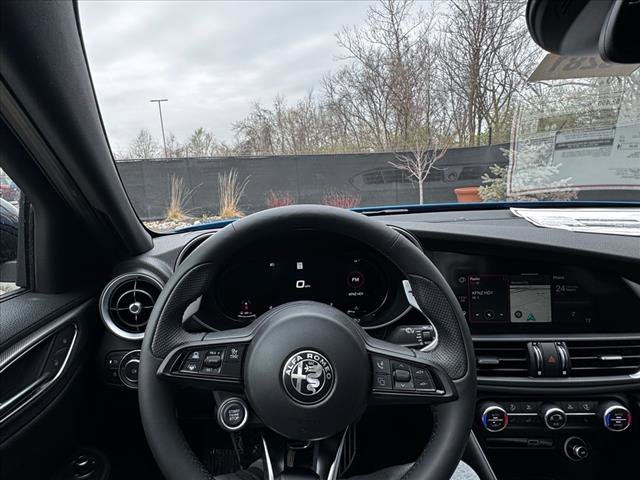New 2025 Alfa Romeo Giulia AWD w/ Veloce Package AWD image 26