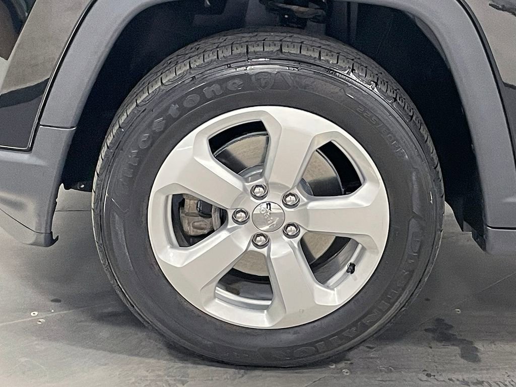 Used 2020 Jeep Compass Latitude w/ Cold Weather Group AWD/4WD image 16