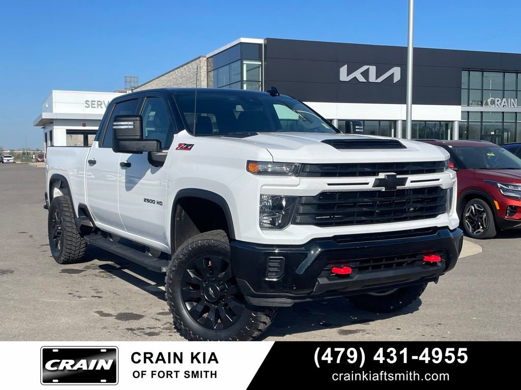 Used 2024 Chevrolet Silverado 2500 Custom w/ Custom Value Package AWD/4WD video 1